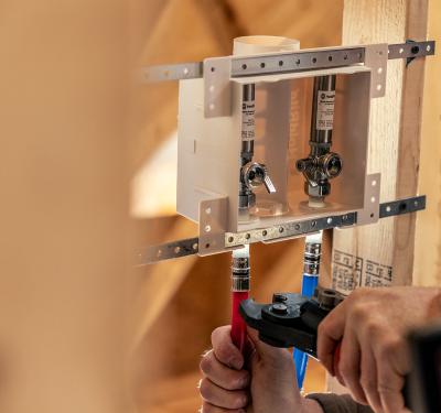 hero-img-pex-press-installation
