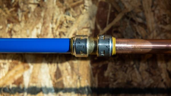 sharkbite max coupling