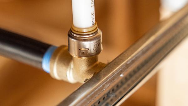 pipes connected by Max adapter
