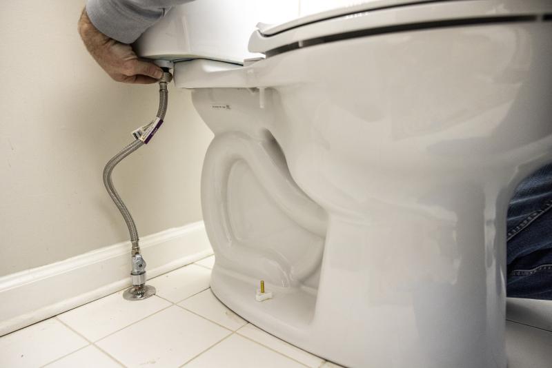 Eastman Toilet Connector